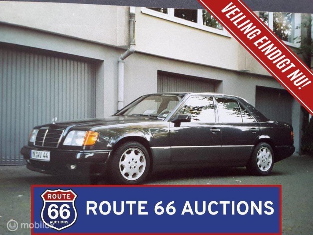 Mercedes-Benz 230E | 1988 | Route 66 Auctions, Auto's, Oldtimers, Zwart, Mercedes-Benz, Bedrijf, Handgeschakeld