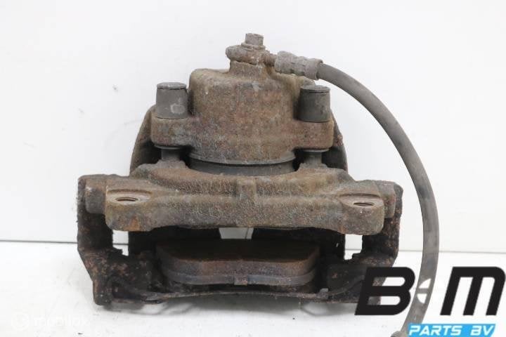 Remklauw rechtsvoor VW Tiguan 5N 2.0 5N0615124, Gebruikt