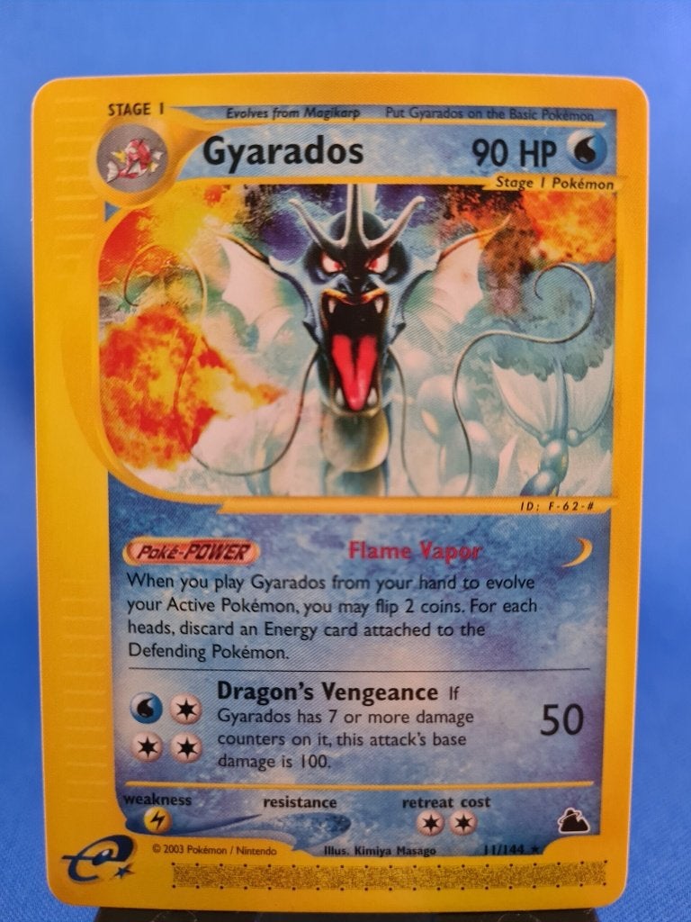 Gyarados 11/144 - Skyridge, Hobby en Vrije tijd, Verzamelkaartspellen | Pokémon, Verzenden, Gebruikt
