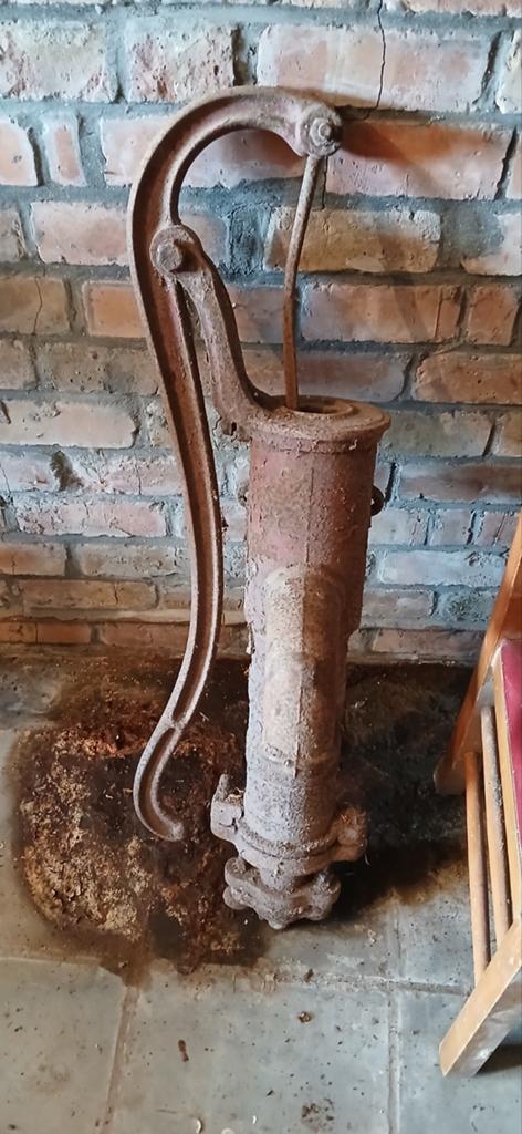 Decoratieve oude waterpomp, Tuin en Terras, Waterpompen, Ophalen