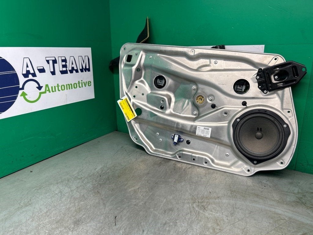 VITRE MECANISME AVANT GAUCHE E (W212) (|981692105|), Brose SE, Mercedes-Benz, Info@brose.com, Utilisé