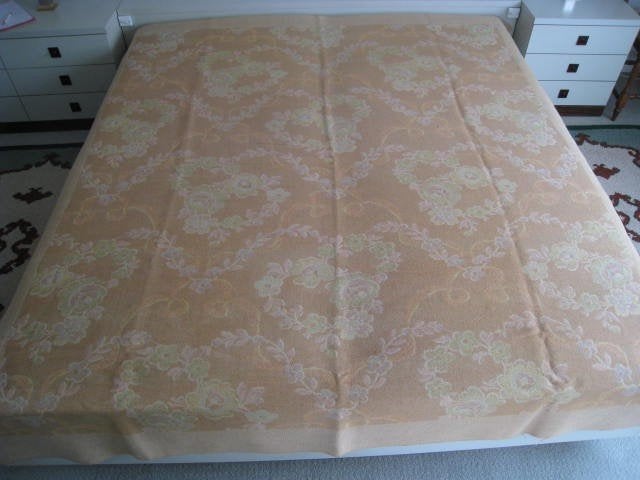 Couverture vintage rétro des années 1940, 235 x 205 cm, parf, Maison & Meubles, Chambre à coucher | Linge de lit, Enlèvement, Brun