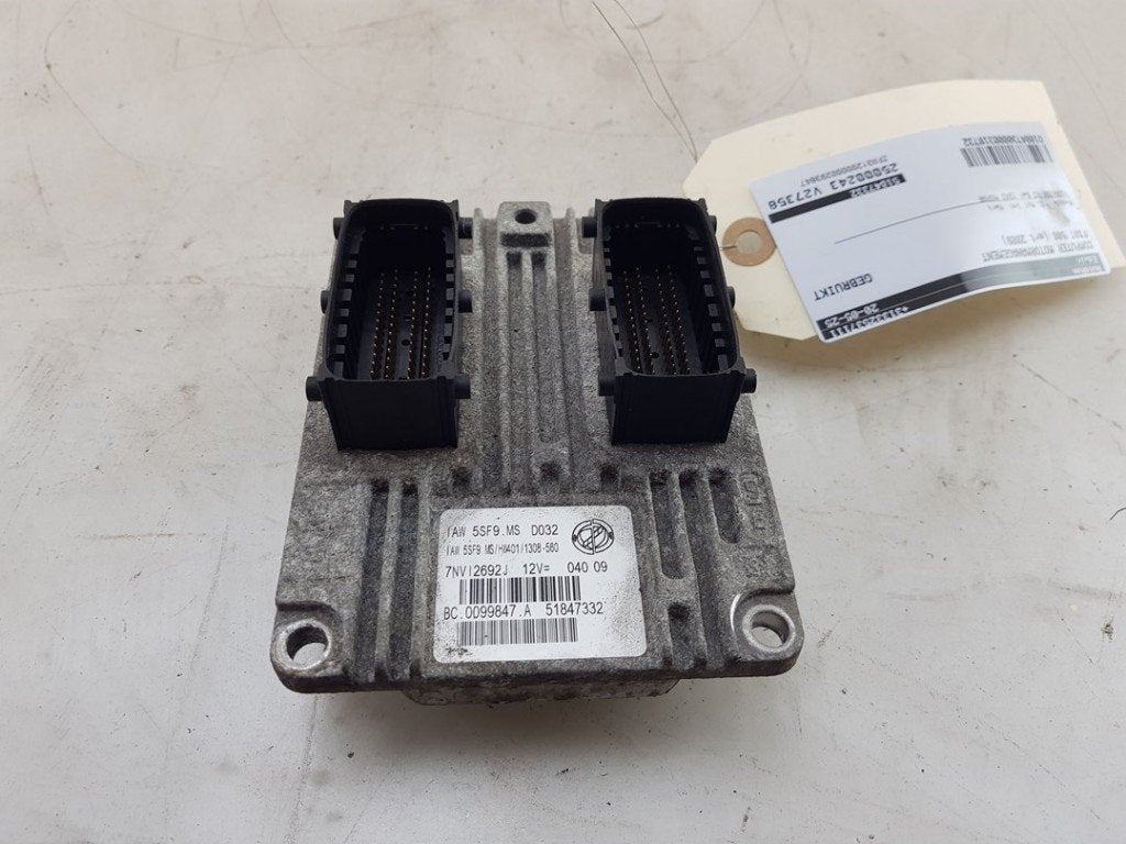 COMPUTER MOTOR Fiat 500 (312) (|51829843|51847332|), FCA Germany GmbH, Gebruikt, IPC D1-09 Bahnhofsplatz
65423  Rüsselsheim am Main, DE