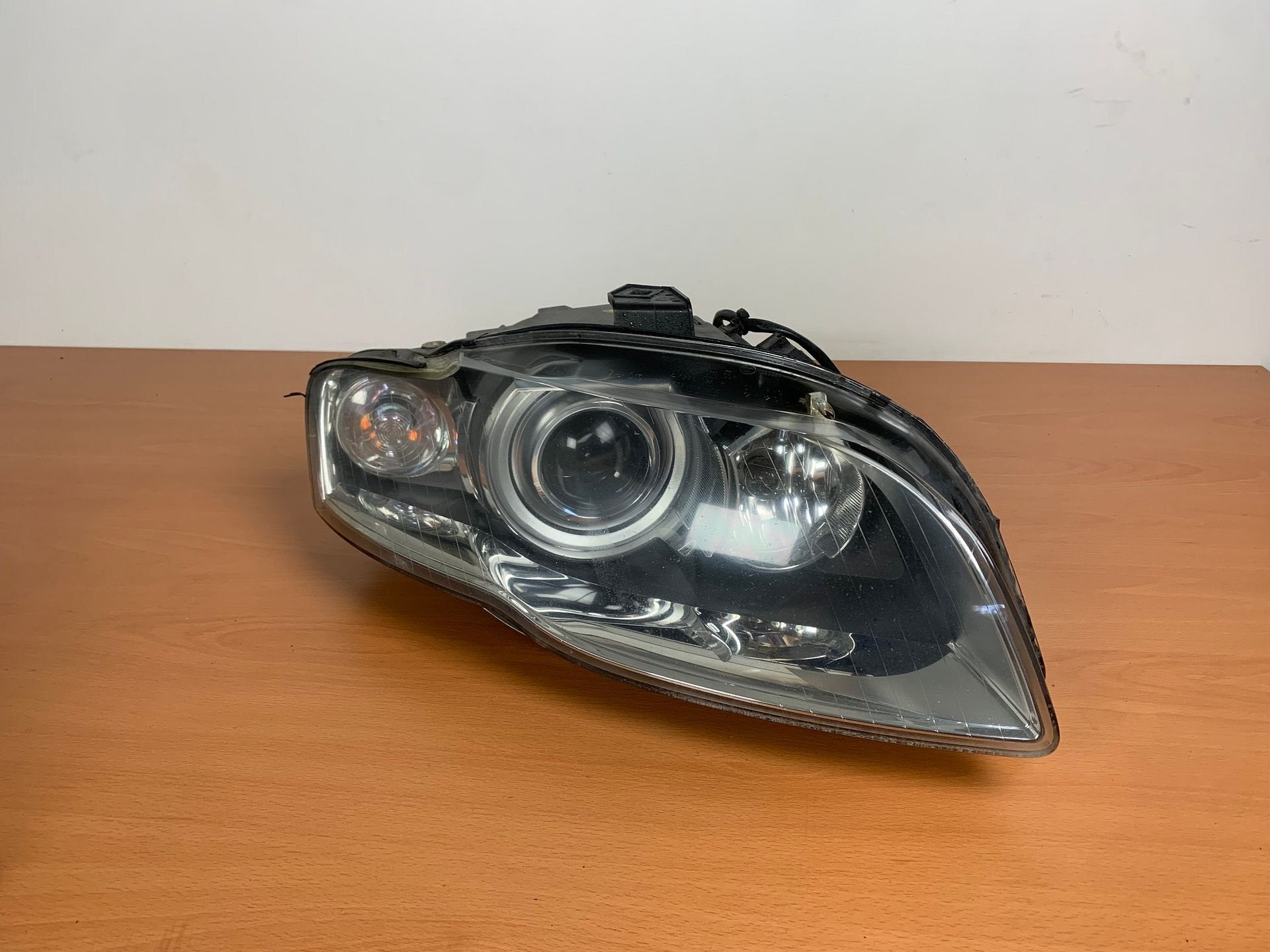 koplamp Rechts audi A4 B7 2004 tot 2008 xenon 8E0941004BM, Gebruikt, -, -, -