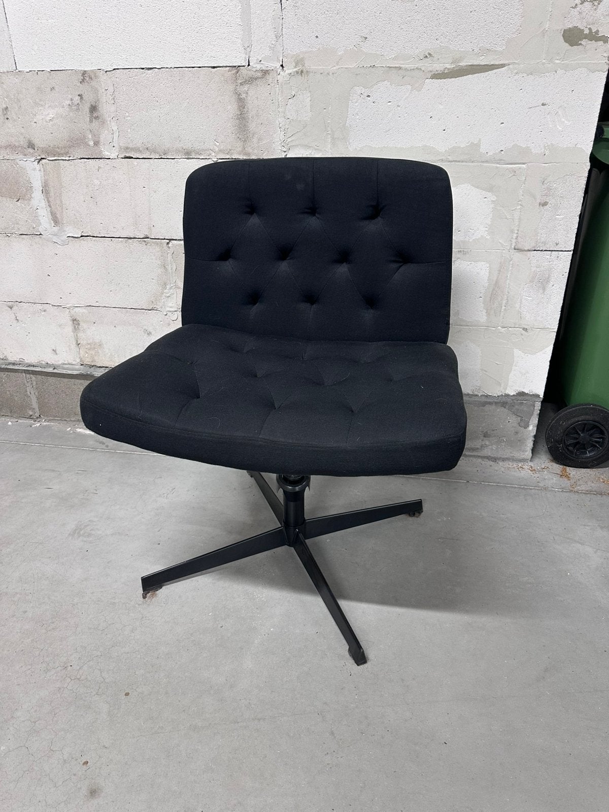 Bureau/Make up stoel, Huis en Inrichting, Bureaustoelen, Zo goed als nieuw, Zwart, Ophalen