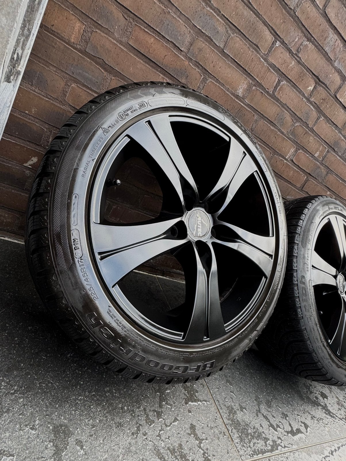 Pneus d'hiver pour Mercedes Audi VW 5/112, Autos : Pièces & Accessoires, Enlèvement ou Envoi, Pneus hiver