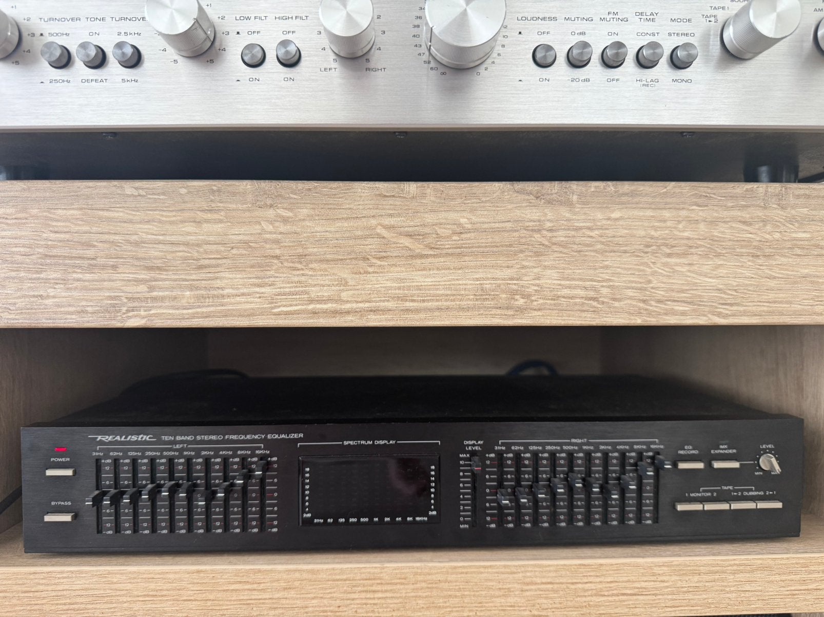 Equalizer Realistic 10 band stereo frequency, Enlèvement ou Envoi, Comme neuf