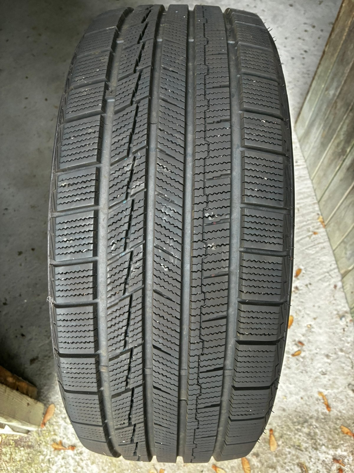 4 pneus hiver 225 50 R18, Ophalen, Gebruikt