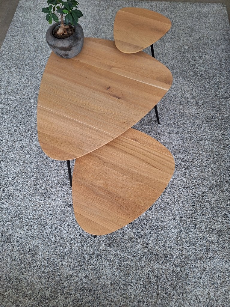 Tables basses en chêne, Enlèvement