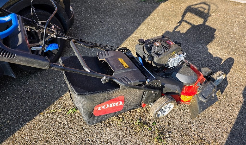 Toro TimeMaster 76 cm de largeur de coupe en bon état, Jardin & Terrasse, Utilisé, TORO, Tondeuses à gazon à essence, Fonction de mulching