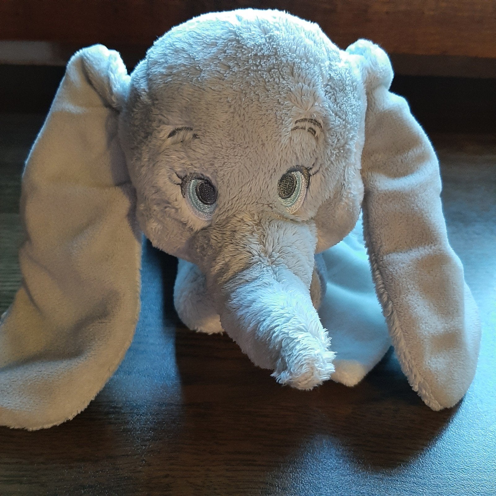 Lichtgrijs olifant van Disney Baby. 6€, Kinderen en Baby's, Speelgoed | Knuffels en Pluche, Disney, Ophalen, Olifant, Disney