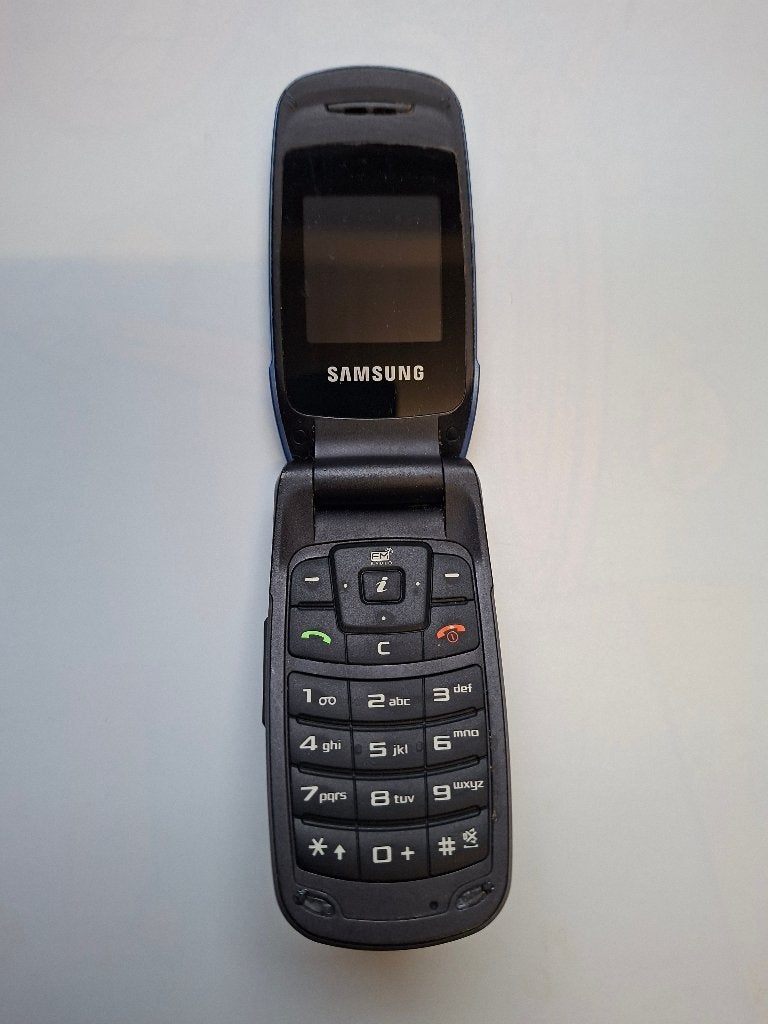 Oud mobiel telefoontje van Samsung, Enlèvement ou Envoi, Utilisé, Clavier physique