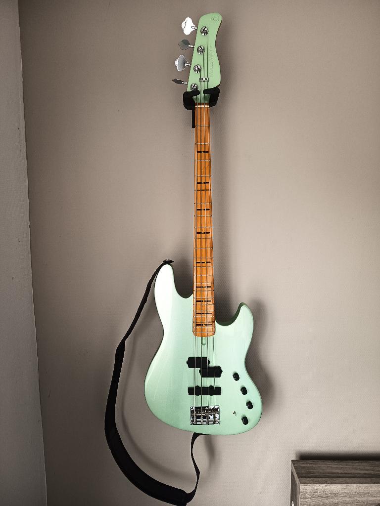 Basse Marcus Miller U7 garantie 1 an, Musique & Instruments, Enlèvement, Comme neuf, Électrique