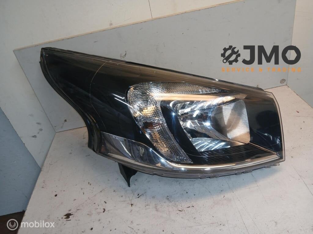 Koplamp rechts imitatie Opel Vivaro 1.6 CDTI L2H1 2014-2022, Auto-onderdelen, Gebruikt, Opel, Ophalen of Verzenden, Opel