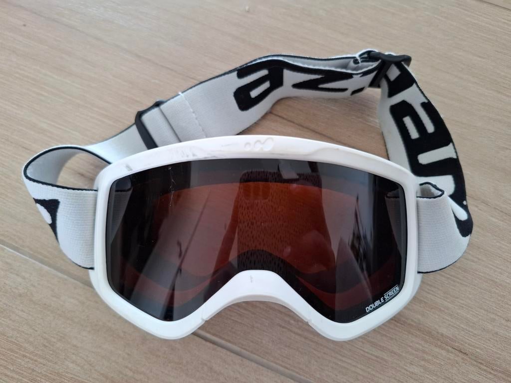 Skibril kind, Ophalen