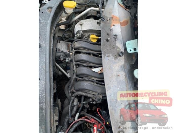 Motor van een Renault Megane Scenic, Gebruikt, -, Renault, -
