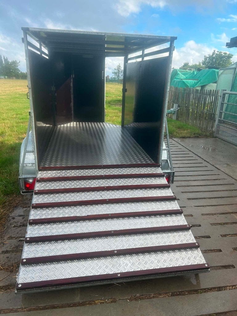 Aanhangwagen voor dieren, Enlèvement, Comme neuf