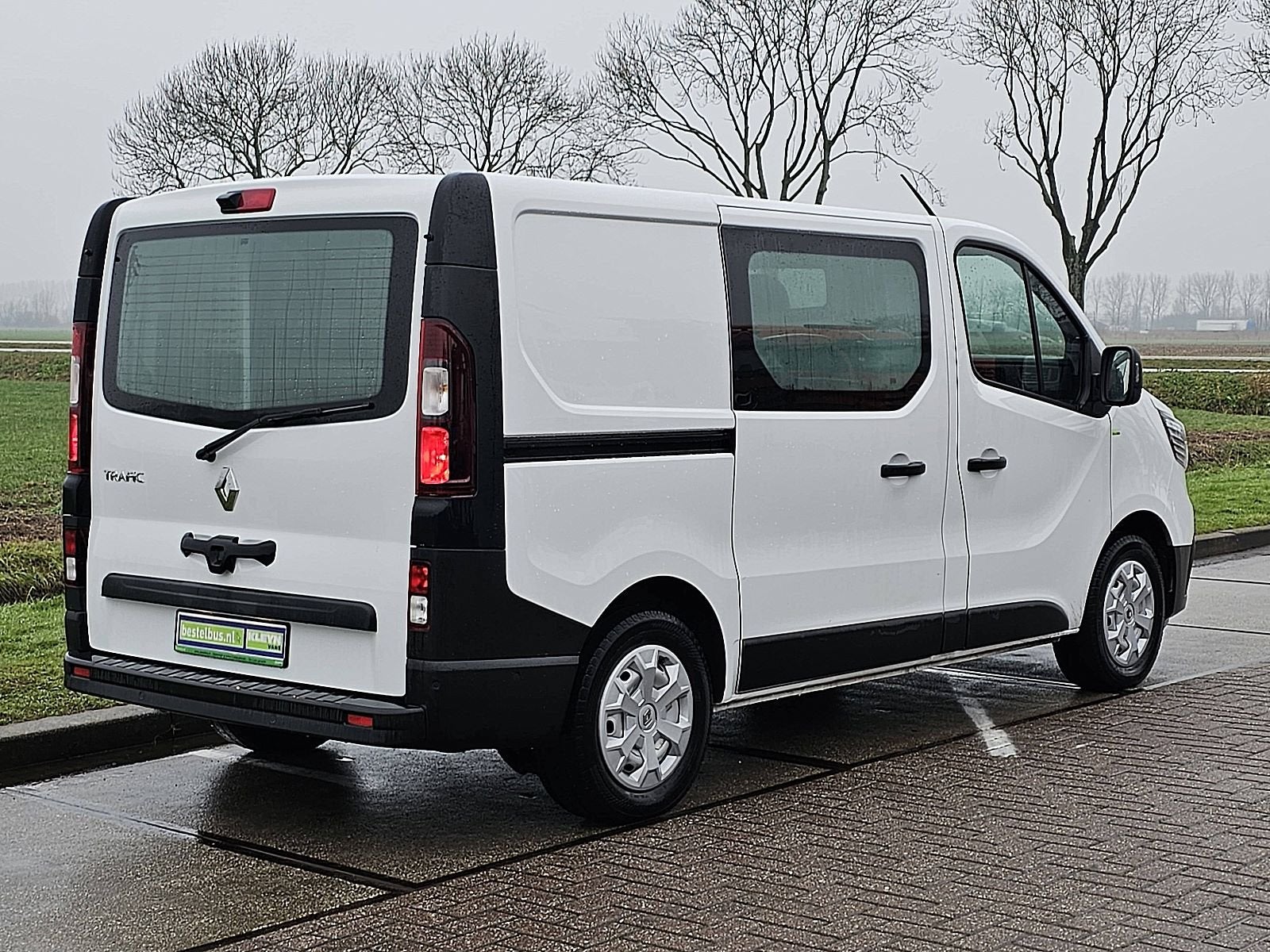 Renault Trafic 2.0 Blue dCi 130 T29 L1H1 Start VF1FL00056910, Auto's, Voorwielaandrijving, Gebruikt, 4 cilinders, Renault