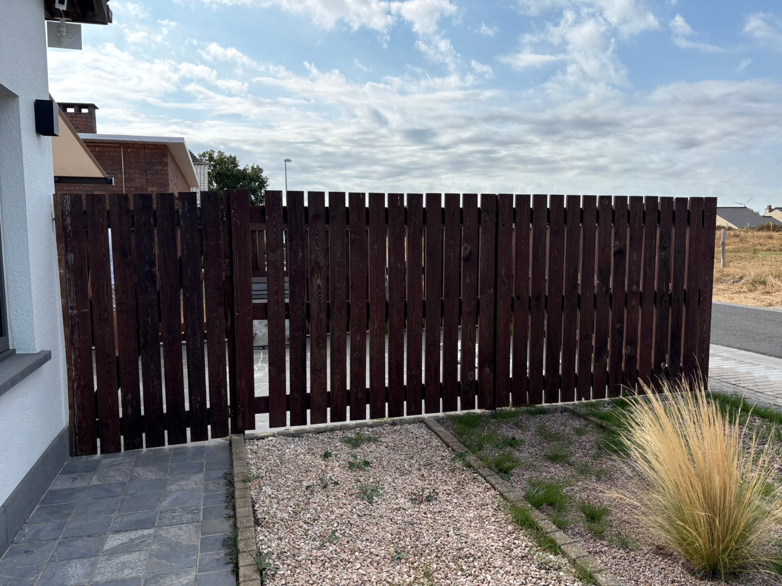 gratuit - clôture en bois 25 metres avec portail, Jardin & Terrasse, Clôtures de jardin, Enlèvement, Utilisé, Avec portail, Porte du jardin