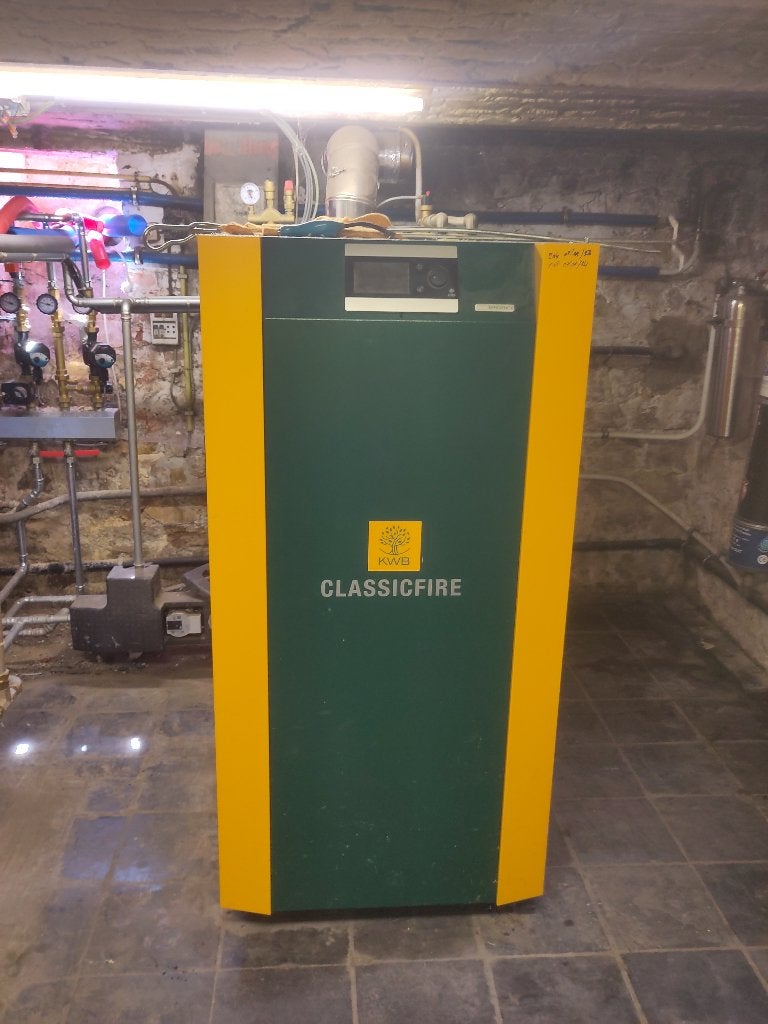 Chaudière à bois/bûches - KWB ClassicFire CF2 28 kW, Bricolage & Construction, Enlèvement, Utilisé, 80 cm ou plus, 60 à 150 cm