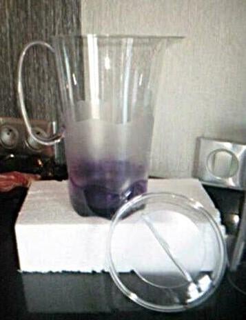 Tupperware : superbe carafe polycarbonate, Enlèvement ou Envoi, Neuf, Blanc, Récipient ou Bol