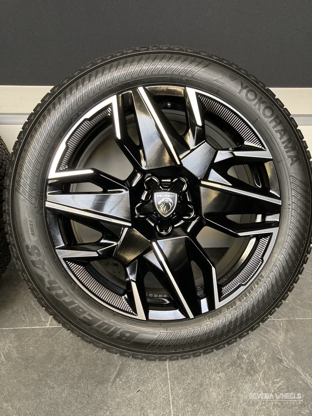 19” originele Peugeot 3008 III / 5008 III velgen + banden, Autos : Pièces & Accessoires, Pneus et Jantes, 4 Saisons, Véhicule de tourisme