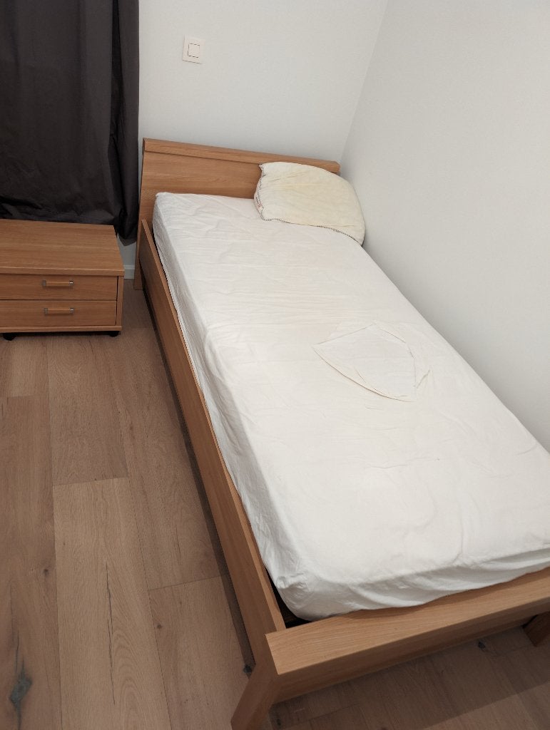 Bed (90x200) + nachtkastje, Huis en Inrichting, Slaapkamer | Bedden, Ophalen, Gebruikt, 90 cm, Eenpersoons