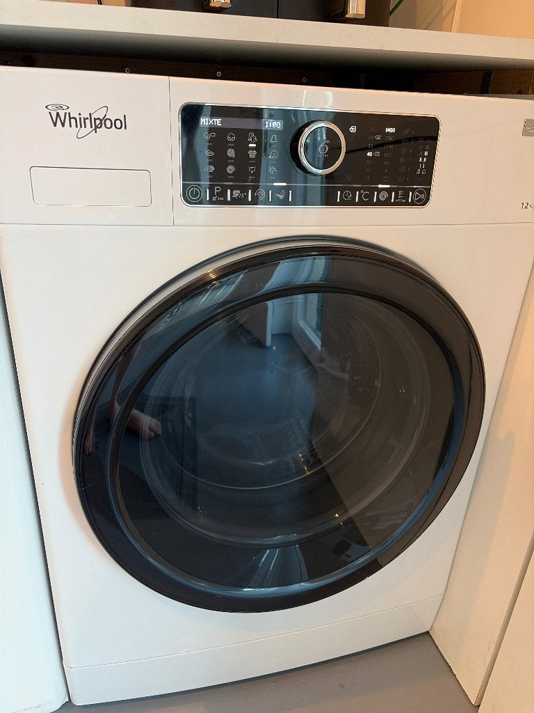 Whirlpool 12 kg, Elektronische apparatuur, Wasmachines, Gebruikt, Voorlader, 10 kg of meer, 85 tot 90 cm, 1200 tot 1600 toeren