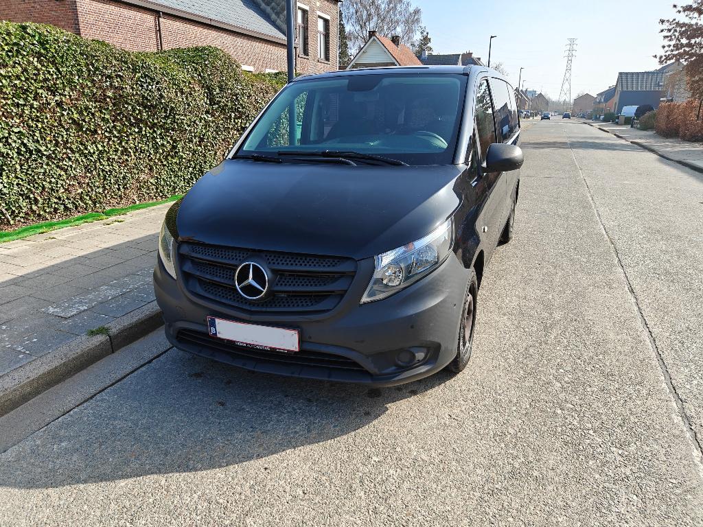 Mercedes Vito Tourer 111, Autos, Achat, 4 portes, Boîte manuelle, Entretenue par le concessionnaire
