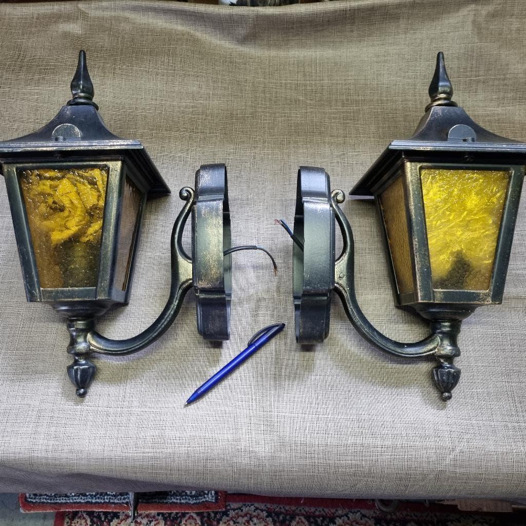 2 Buitenlantaarns / lampen, Ophalen, Gebruikt, Wandlamp, Netvoeding