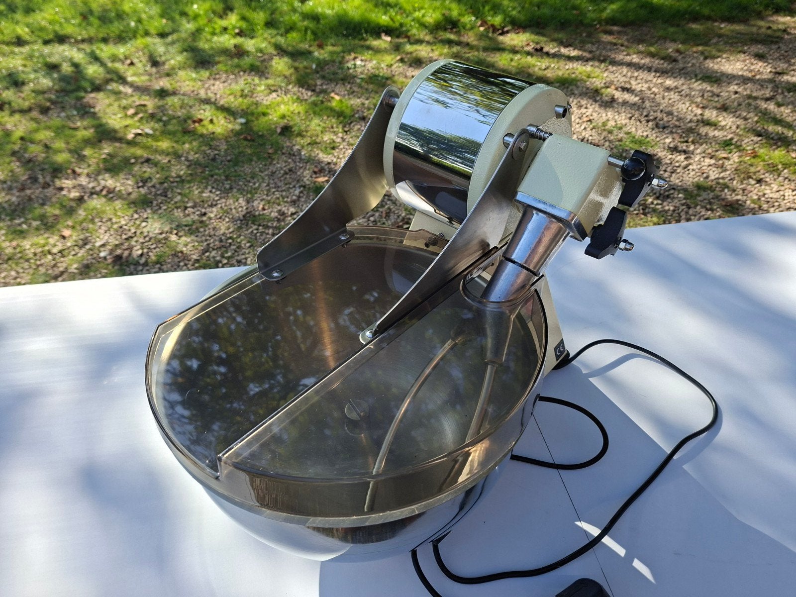 Spiraalmixer voor op tafel (10 liter). Bijna nieuw!!!!, Ophalen