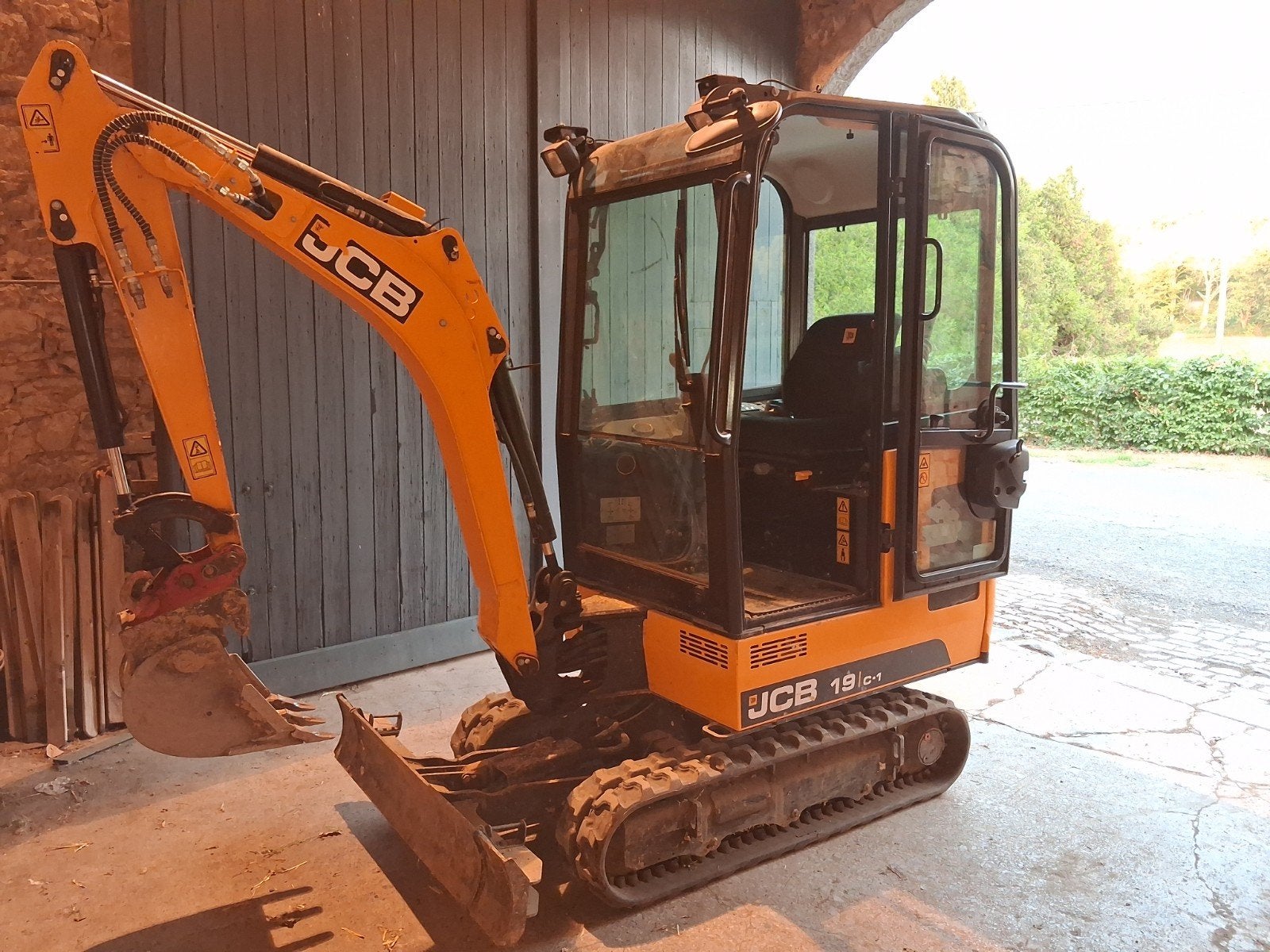 Minigraafmachine JCB 19 C1 2023 485h, Ophalen