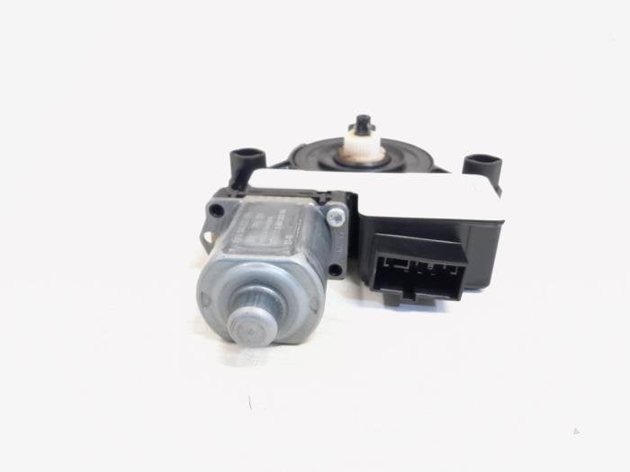 Moteur de vitre portière d'un Volkswagen Polo, Autos : Pièces & Accessoires, Volkswagen, -, 3 mois de garantie, Utilisé