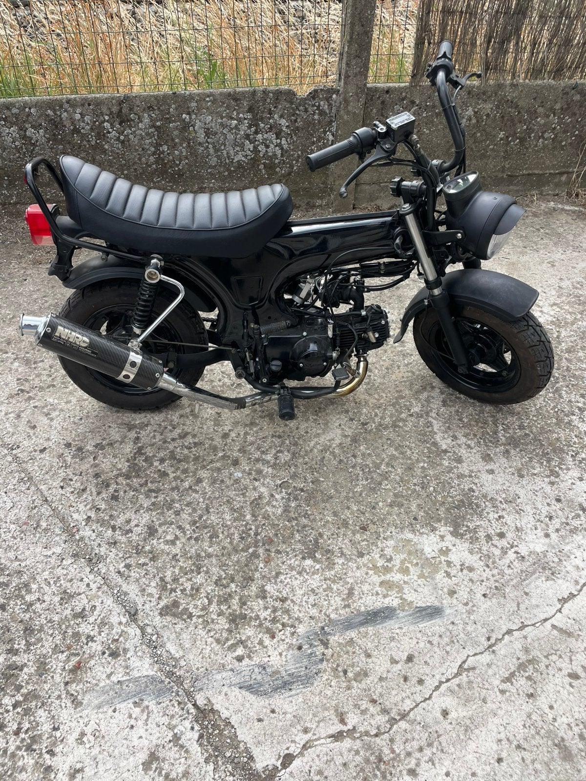 Honda dax skyteam, Vélos & Vélomoteurs, Cyclomoteurs | Honda, Enlèvement ou Envoi, Comme neuf