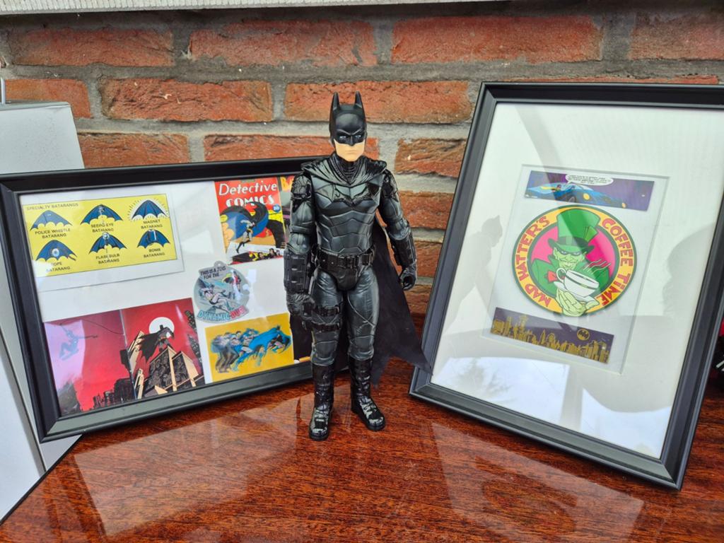 Figurine Batman et 2 cadres, Collections, Enlèvement ou Envoi