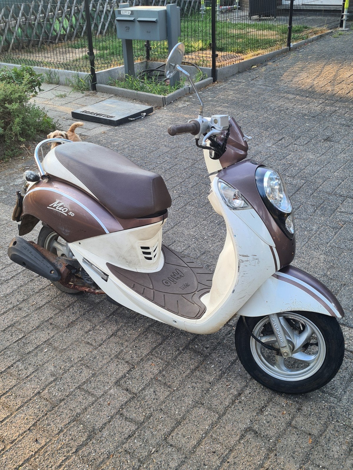 Sym mio A klasse papieren en sleutel start en rijd perfect, Fietsen en Brommers, Brommers | Derbi, Ophalen of Verzenden
