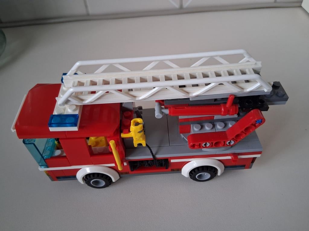 Lego City  Brandweerladderwagen 60107, Ophalen of Verzenden, Lego