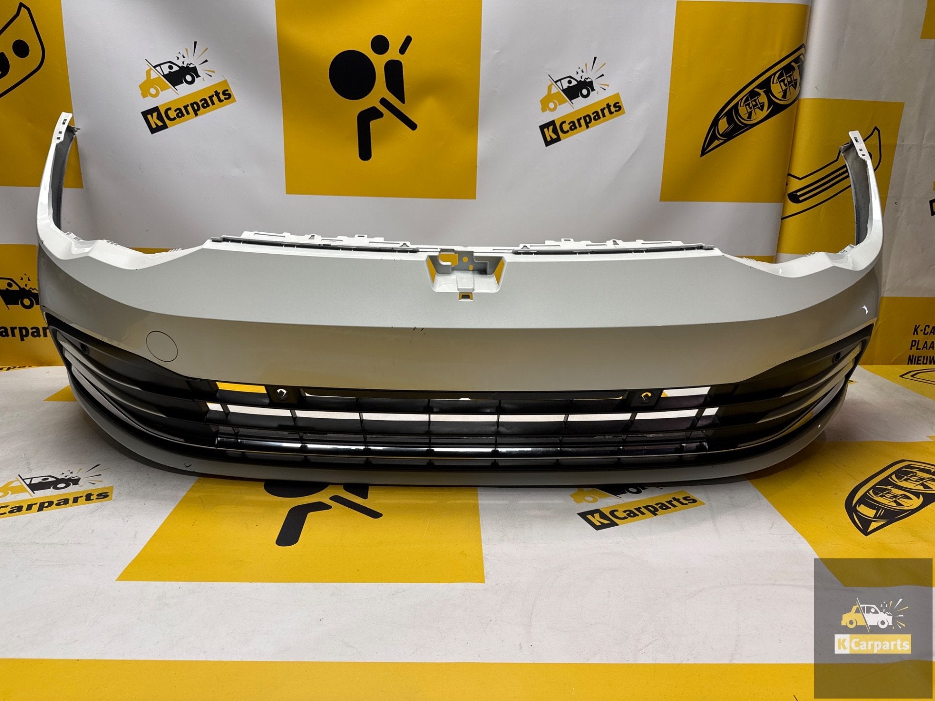 Volkswagen Golf 8 VIII Voorbumper LC9A 5H0807221H, Info@fabrikant.eu, Bumper, Fabrikant BV, Gebruikt