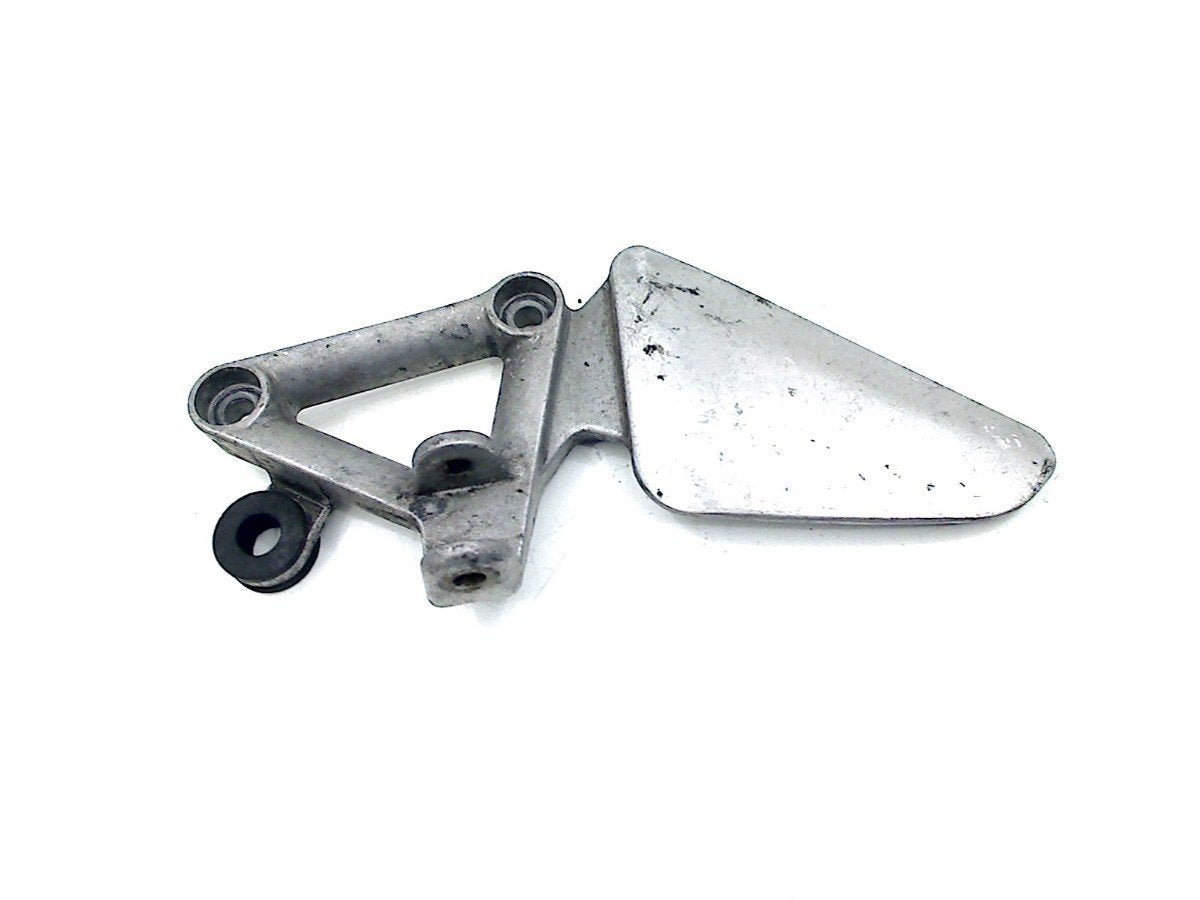 REPOSE PIEDS AVANT GAUCHE Honda, Dhr. S. di Majo, Utilisé, Info@cama-motorparts.nl, P.J. Troelstraweg 8 8
3144 CX  MAASSLUIS, NL