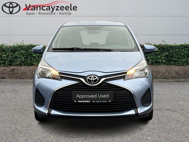 Toyota Yaris comfort+camera+airco, Autos, https://public.car-pass.be/vhr/f1f88d3b-3d55-4f42-8300-91020652482b, Achat, Euro 6, Noir