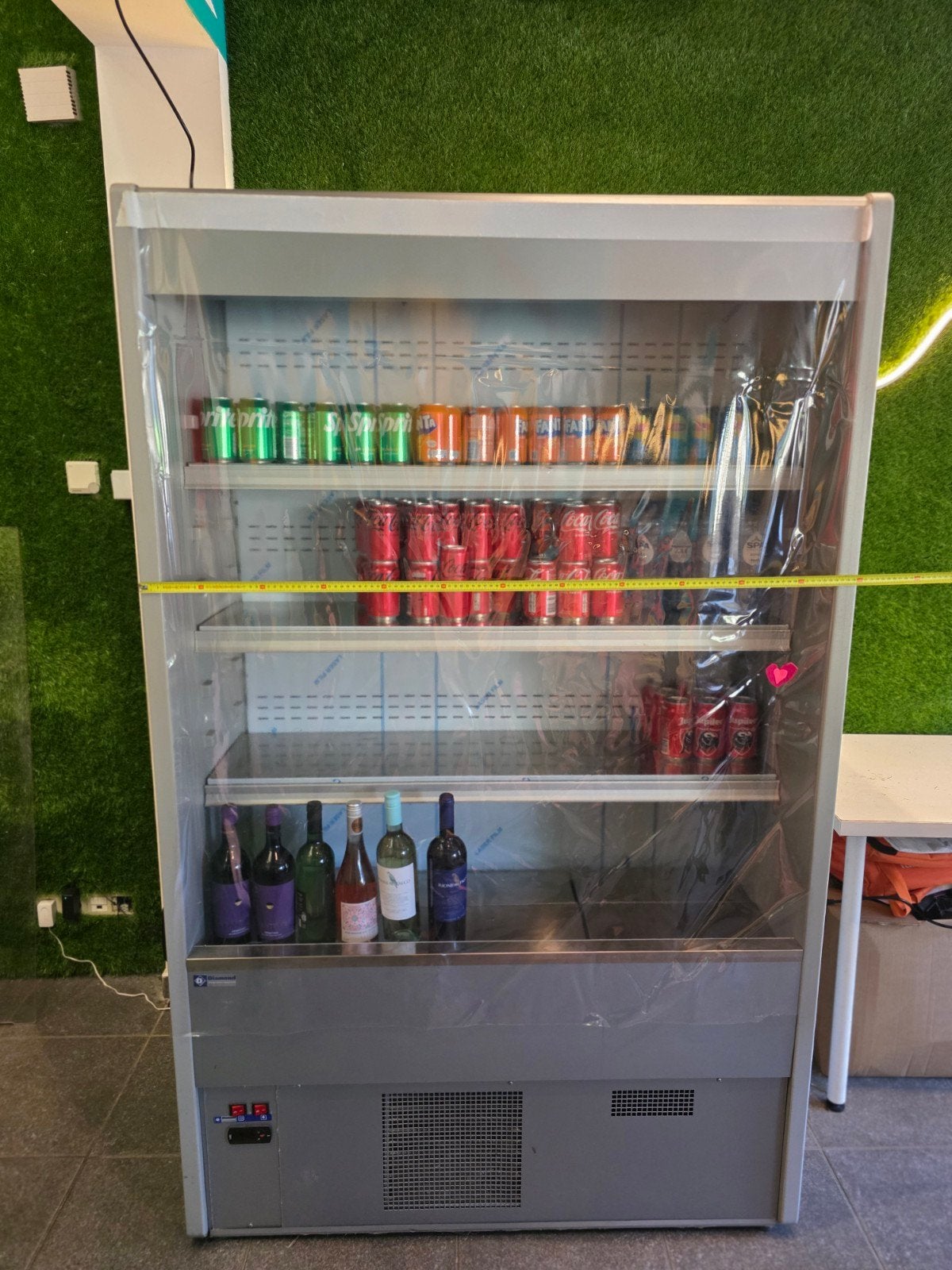 Diamond drankkoelkast, Zakelijke goederen, Ophalen
