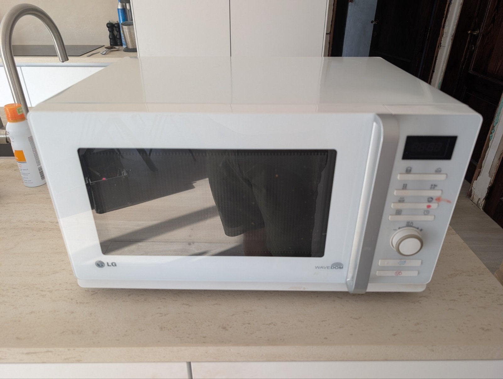 LG Microgolfoven, Elektronische apparatuur, Ophalen, Microgolfoven