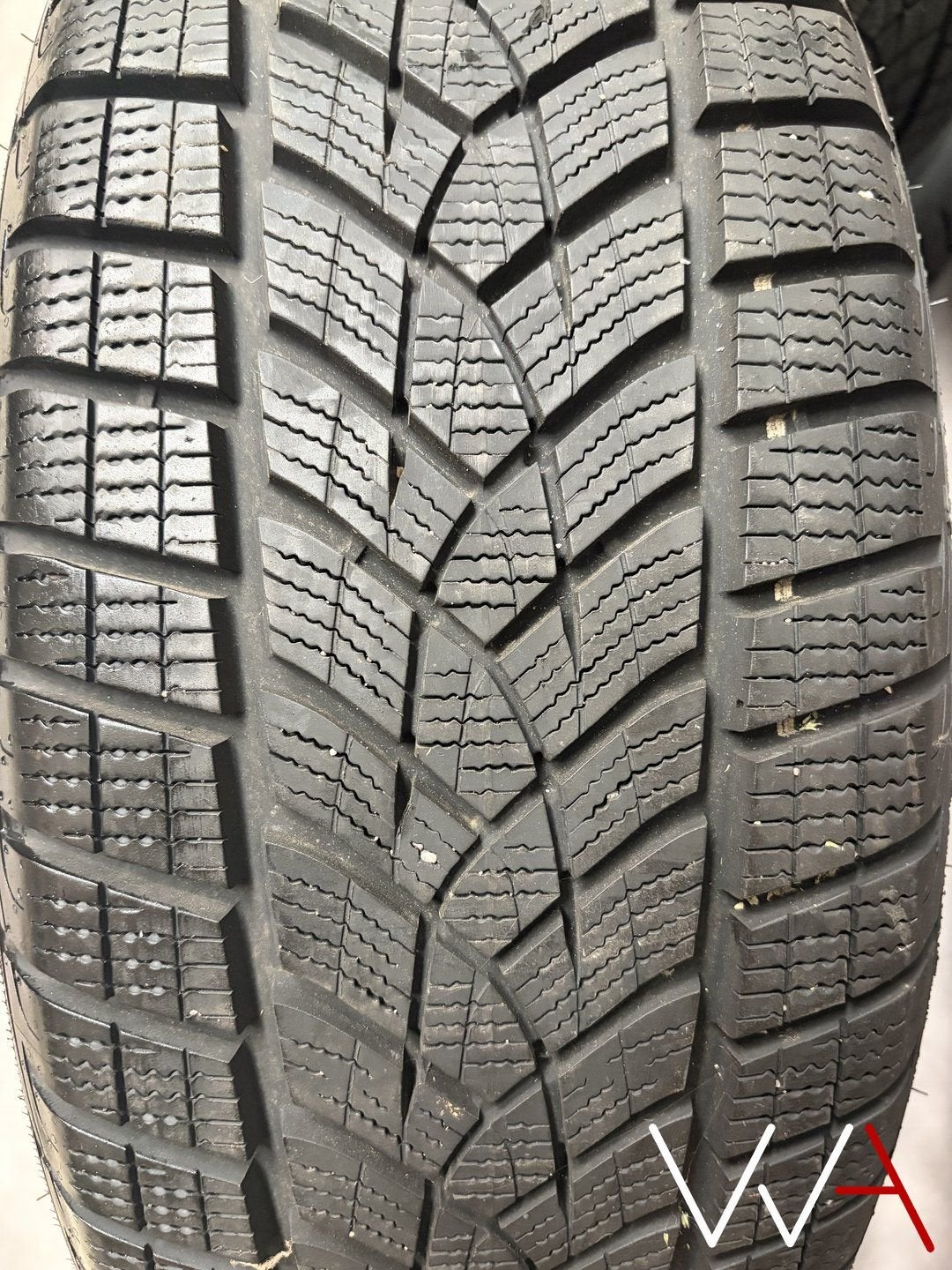4x Goodyear Ultragrip 215/55 R18 winterbanden ID.3 Born V60, Auto-onderdelen, Banden en Velgen, 18 inch, -, -, Banden en Velgen