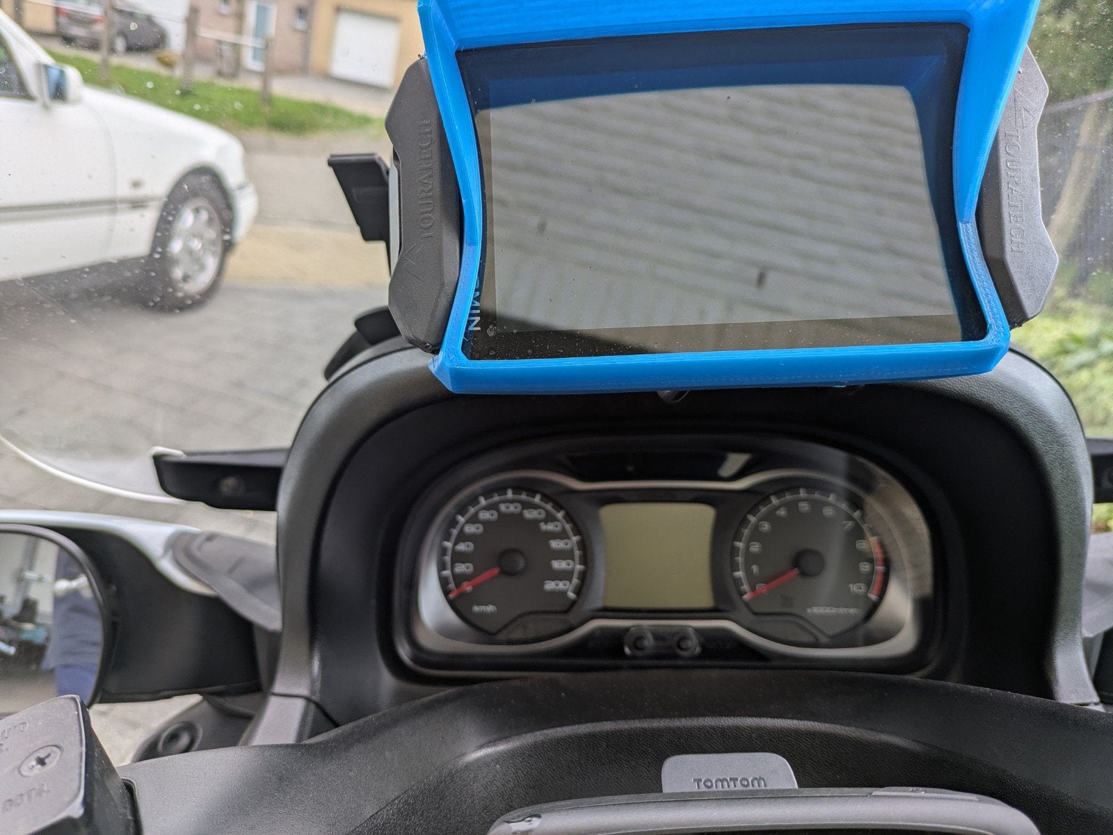 Garmin xt lous .1 jaar oud met beugel houder., Motoren, Particulier, Nieuw