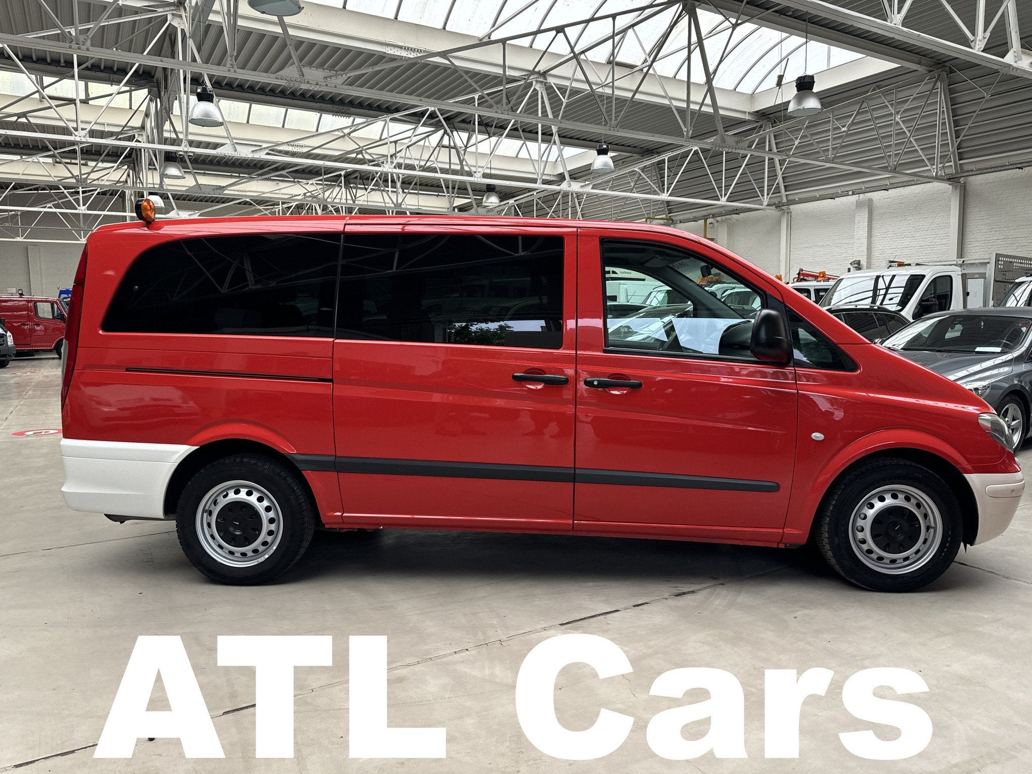 Mercedes-Benz Vito 2.2 Diesel | 8+1 Minibus | Trekhaak | 1j, Autos, Rouge, Achat, Entreprise, Diesel
