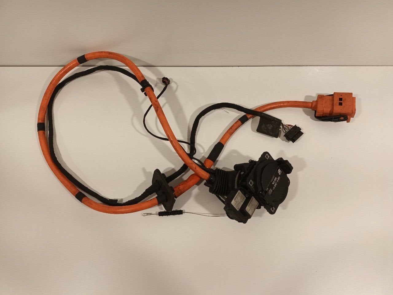 Kabel Mercedes-Benz GLC, Onderdelen@venauto.nl, Van der Ven Autorecycling B.V., Ettenseweg 76, 4706 PB Roosendaal, The Netherlands