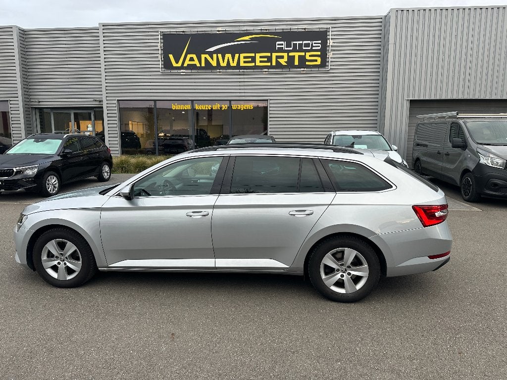 Skoda Superb Combi, 1.5 benzine, CARPLAY-ANDROID/ CAMERA, Autos, Argent ou Gris, 140 g/km, Euro 6, Entreprise
