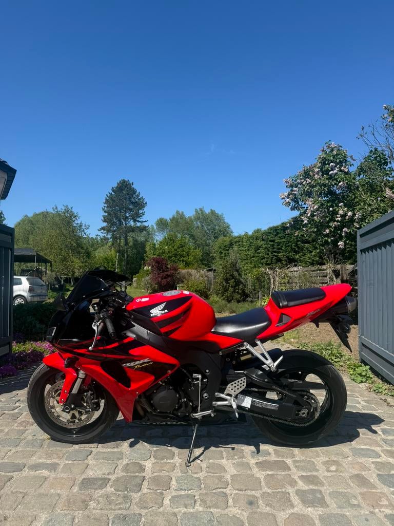 Honda CBR 1000RR Fireblade SC57 *10.000km* @AelbrechtMotors, Motoren, Bedrijf, Sport