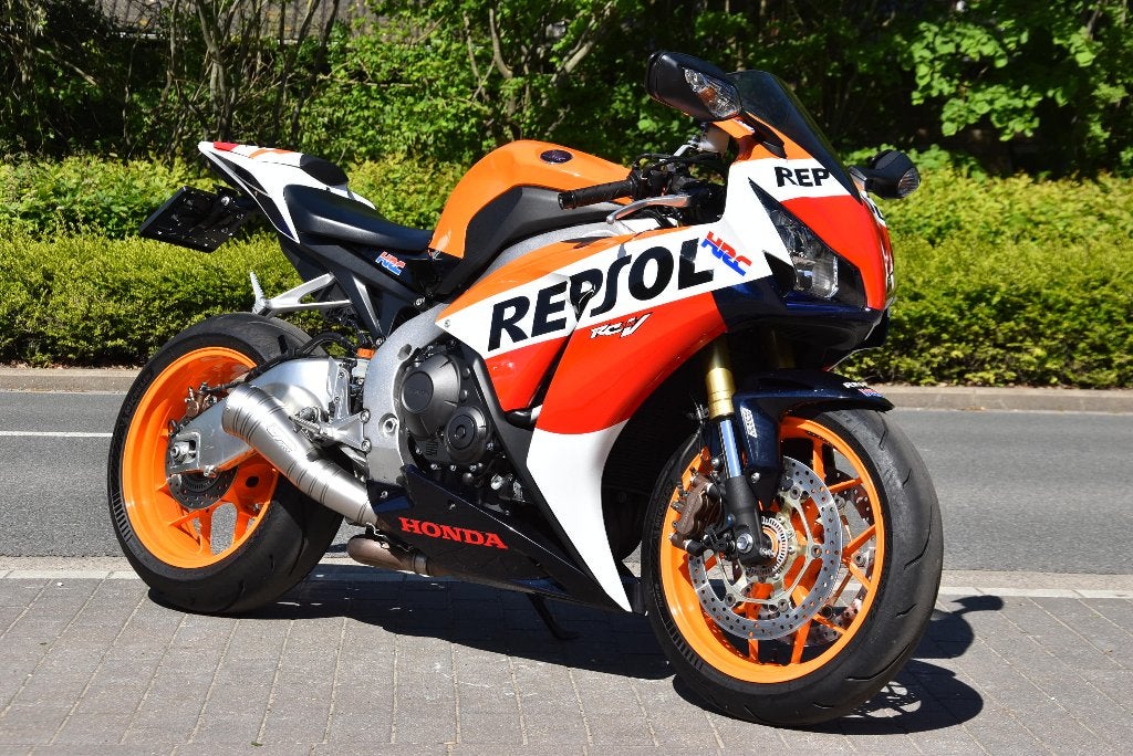 HONDA CBR 1000 RR - FIREBLADE, Occasion, 4 cilinders, Motorrijbewijs A, Bedrijf