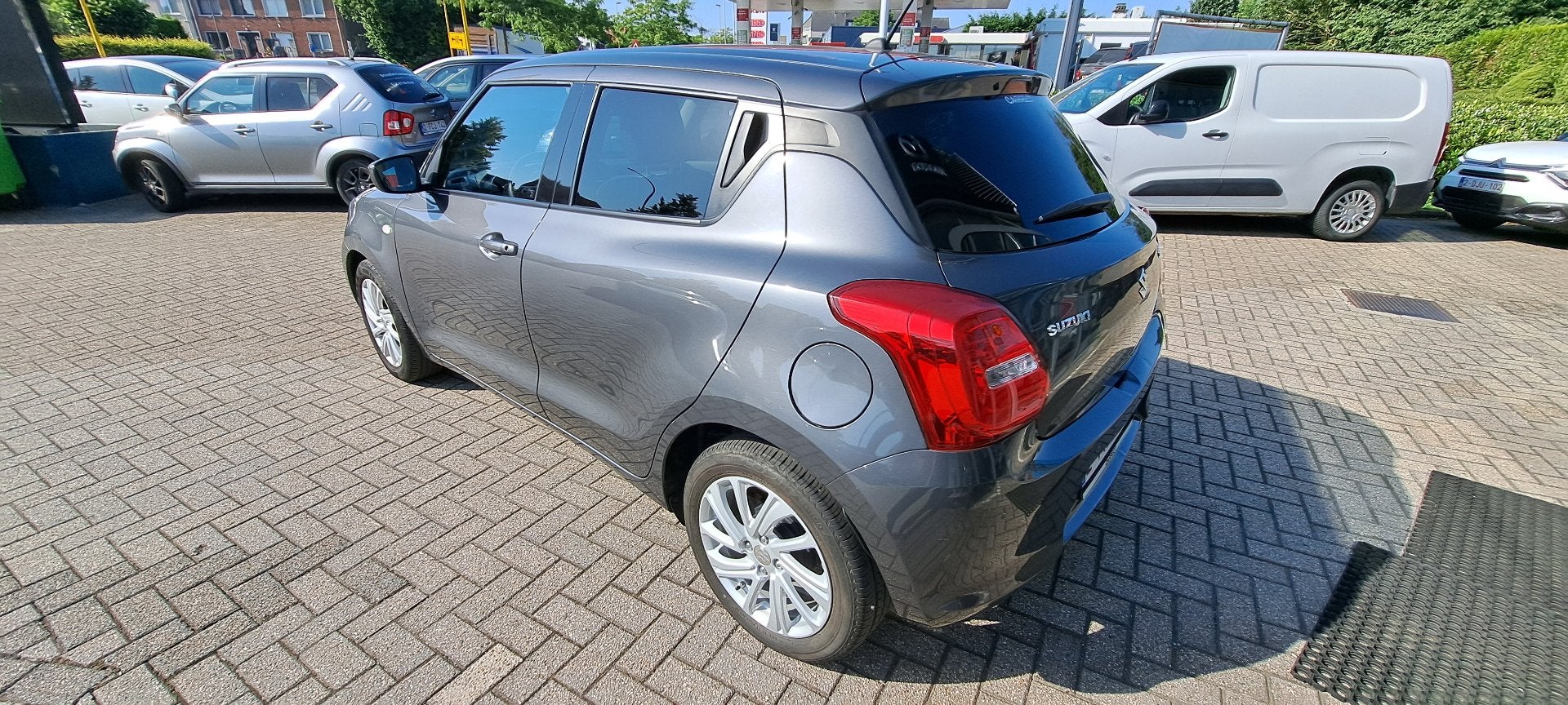 Suzuki Swift Grand Luxe + (bj 2024), Auto's, Suzuki, Parkeersensor, Overige kleuren, Swift, Bedrijf